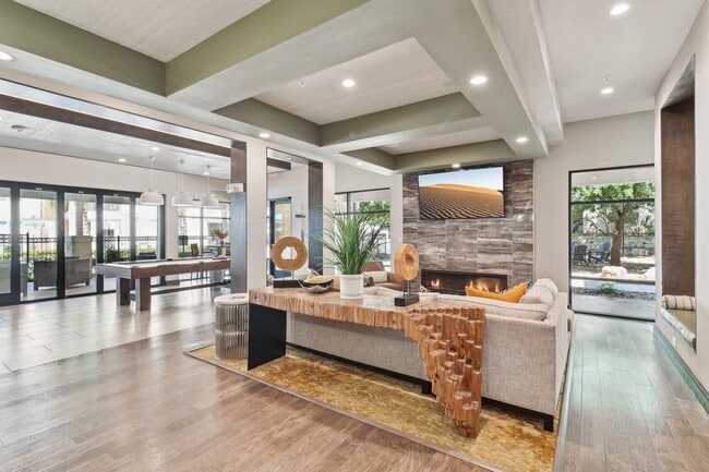 Clubhouse Park en los Apartamentos Rialto, San Antonio - Park at Rialto Apartments