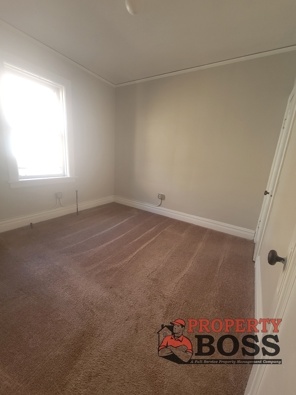 Photo - 1325 Marshall St