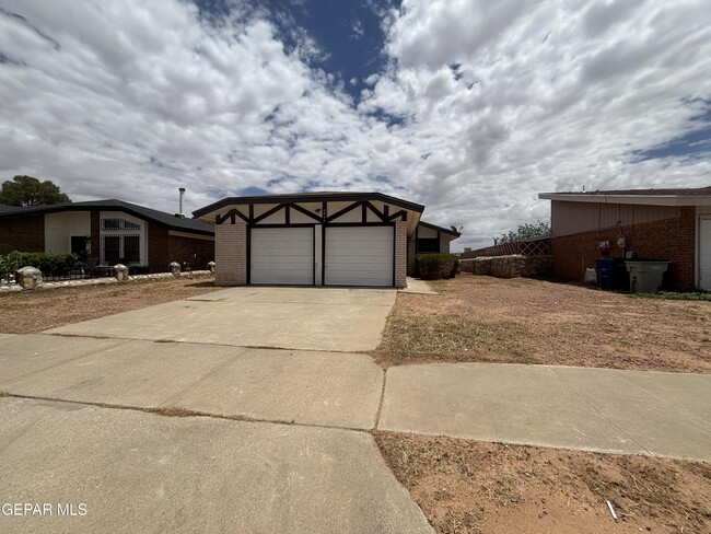 Building Photo - 10944 Babe Ruth St Rental