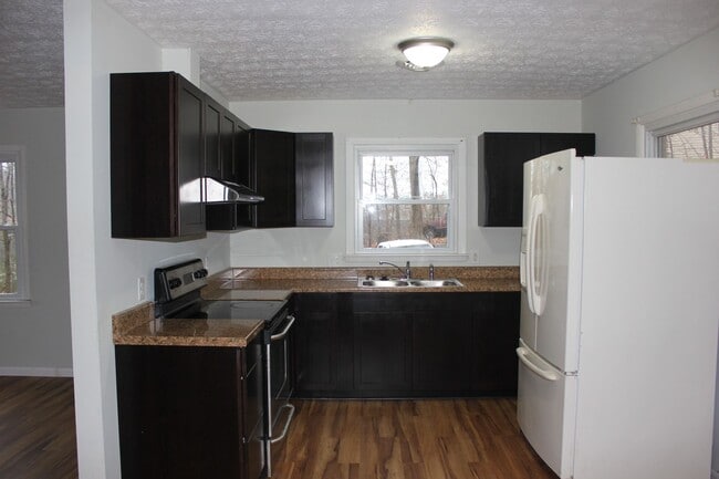 Photo - Newly Renovated Apartment for Rent