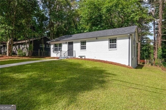 Photo - 2889 Macon Dr SW