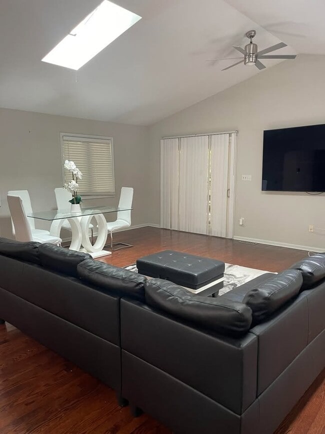 Photo - 3120 Creedon Dr