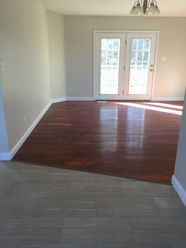 Photo - Home in Gibbs Community Available