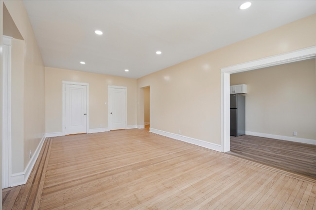 Photo - 6202 Wayne Ave Unit 1