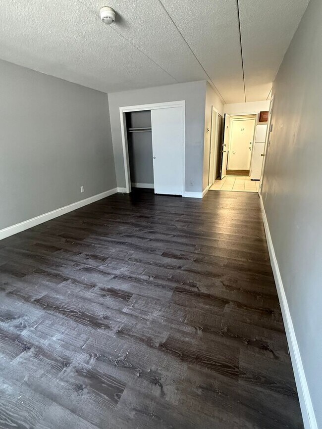 Photo - Rarely Available Studio Unit 260-30