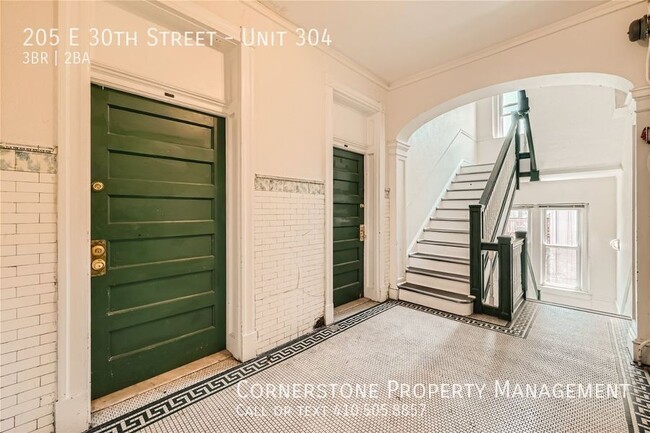 Photo - 205 E 30th St Unidad 304