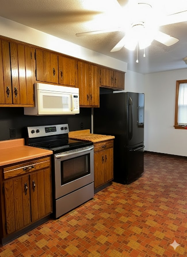 Photo - 278 Hopewell Dr