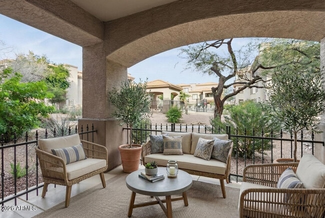 Building Photo - 14000 N 94th St Unit 1089