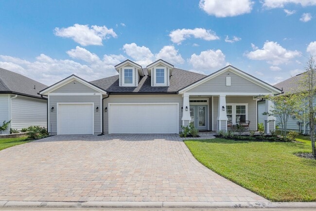Building Photo - Luxury Living in Silverleaf