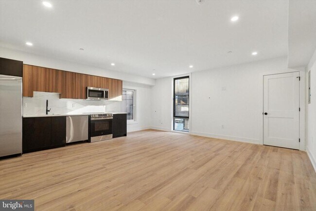 Photo - 808 N 3rd St Unit 13