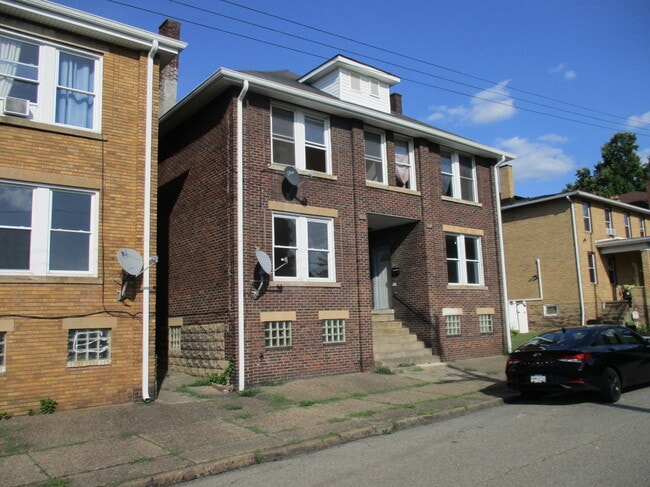 Photo - 326 Park Rd Apartments Unit 1st Fl.