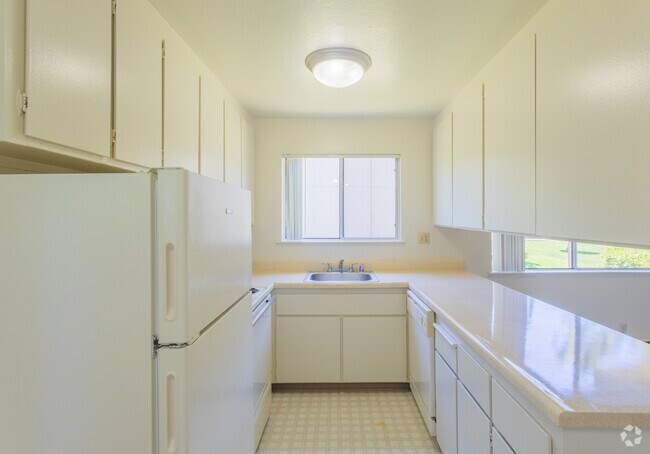 Wildwood Manor Apartments
