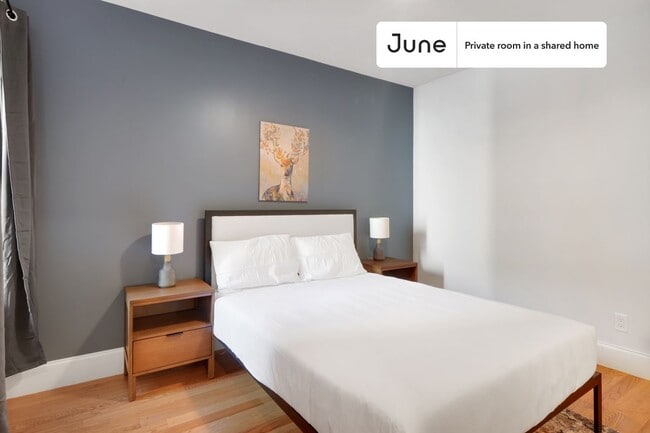 Photo - Room in Shared 5 bed/2 bath home Unidad D