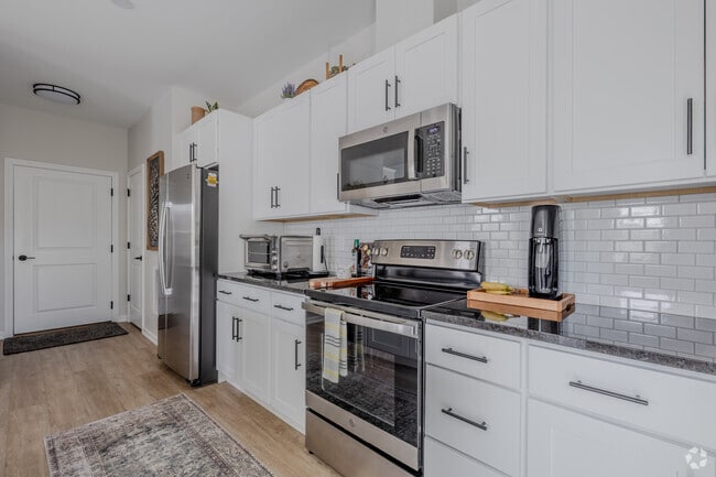 Unit 102 - kitchen - The Grand Ryefield