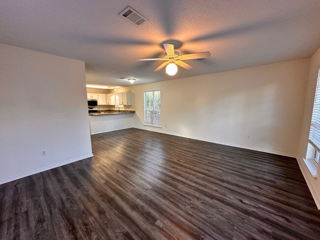 Photo - 186 Redfish Cir