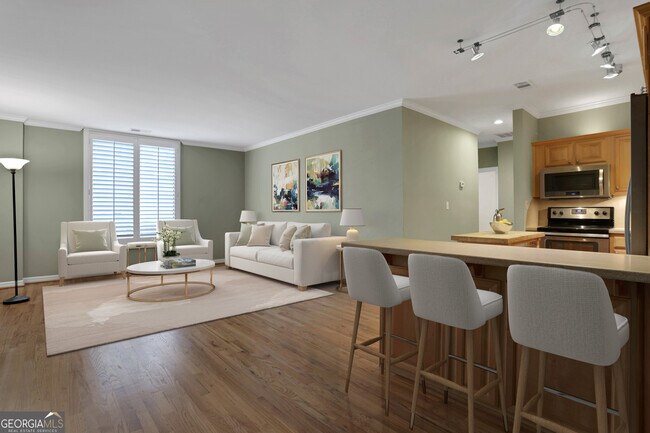 Photo - 1421 Peachtree St NE Unit 210