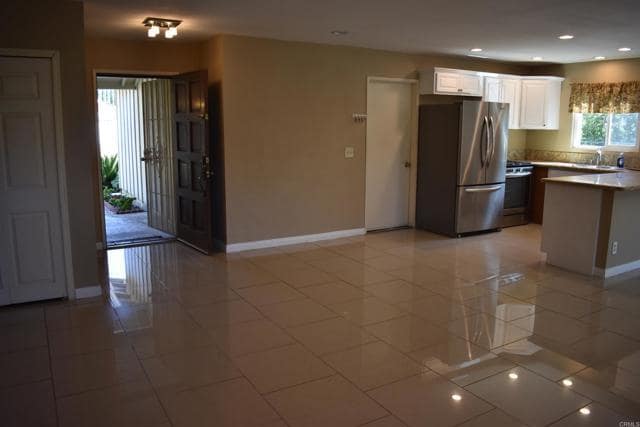 Building Photo - 450 Lynwood Ln Rental