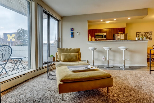 Photo - The Sans Souci