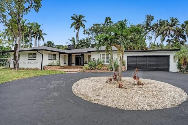 Photo - 2100 SW 28th Way