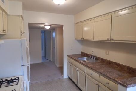 Kitchen - Townhouse Gardens