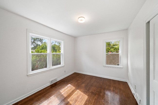 Photo - 6308 W 81st St