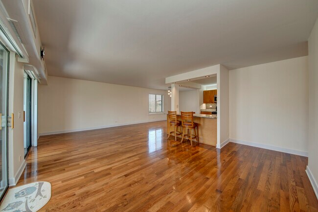 Photo - 1405 E Central Rd Unidad 316B