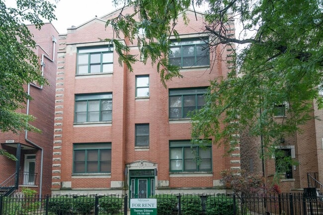 Photo - 2247 W Diversey Ave Unit J06P