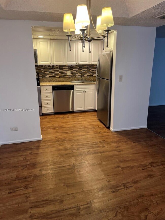 Photo - 3660 Inverrary Dr Unit 2I