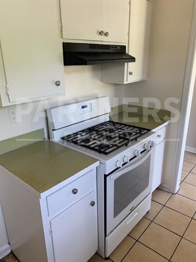 Photo - 508 Upton Rd