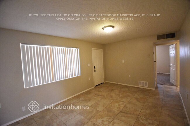 Photo - 548 N 98th St