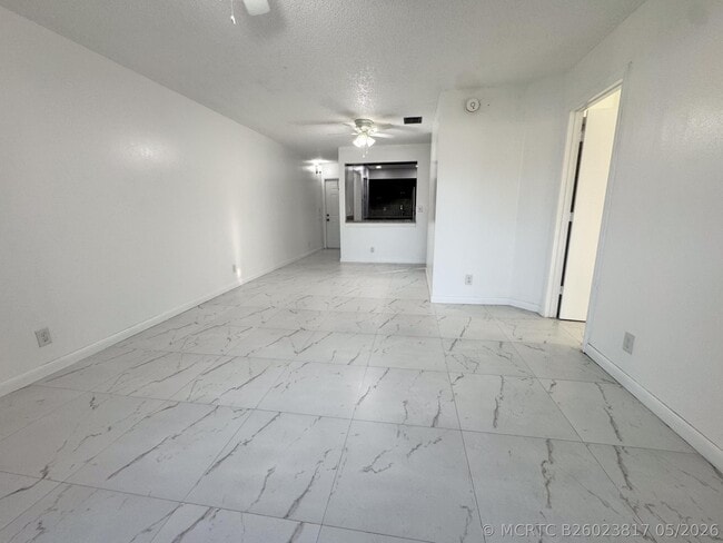 10687 Royal Palm Blvd