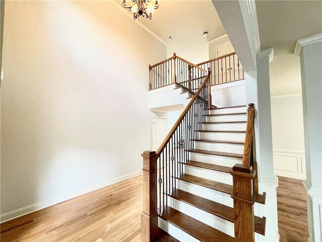 Photo - 2620 Village Chase Dr NW
