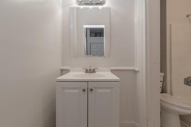 Photo - 1412 Maple St