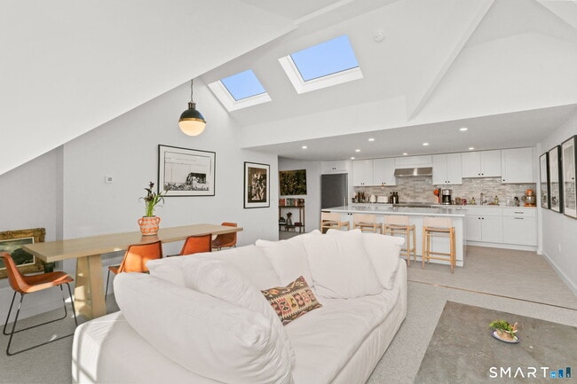 Photo - 140 Rowayton Ave Unit E