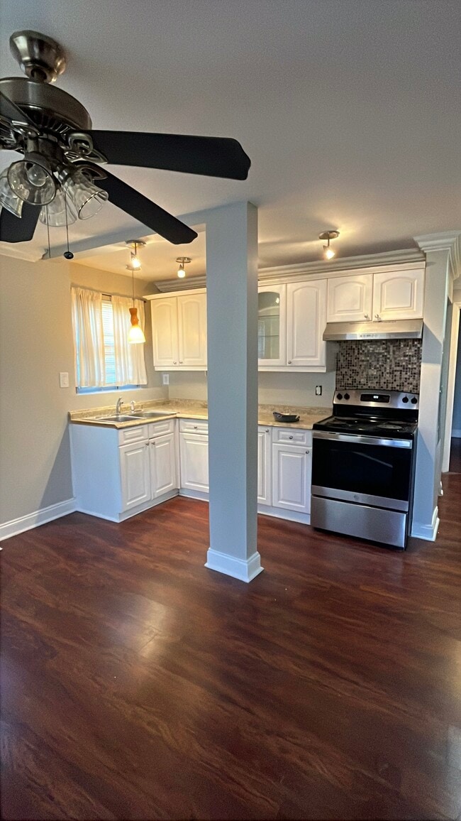 Building Photo - 650 Jett St NW Unit 1