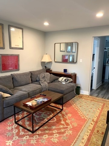 Photo - 2115 W Barry Ave Unidad SG