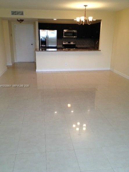 Photo - 2500 Parkview Dr Unit 307
