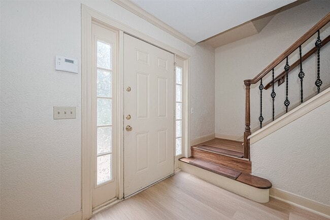 3614 Bee Bayou Ln