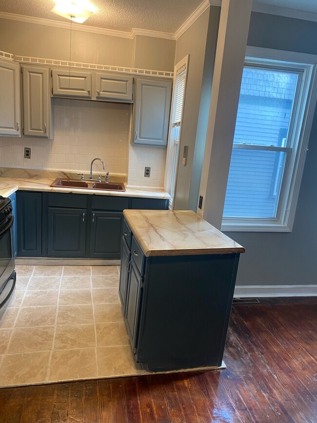 Photo - 111 Maxfield St Unit 1