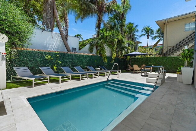 Photo - 1555 Bay Rd Unit SI ID1540522P