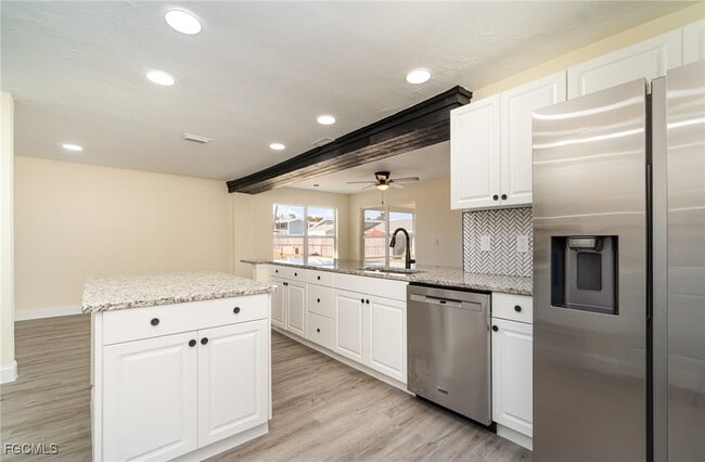 Building Photo - 2225 Aldridge Ave