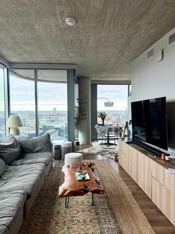 Photo - 1114 W Carroll Ave