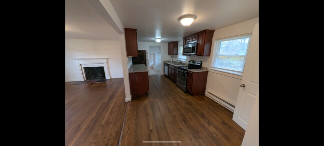 Photo - 28 Harding St