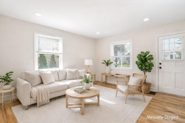 Photo - 1654 Ashland Ave