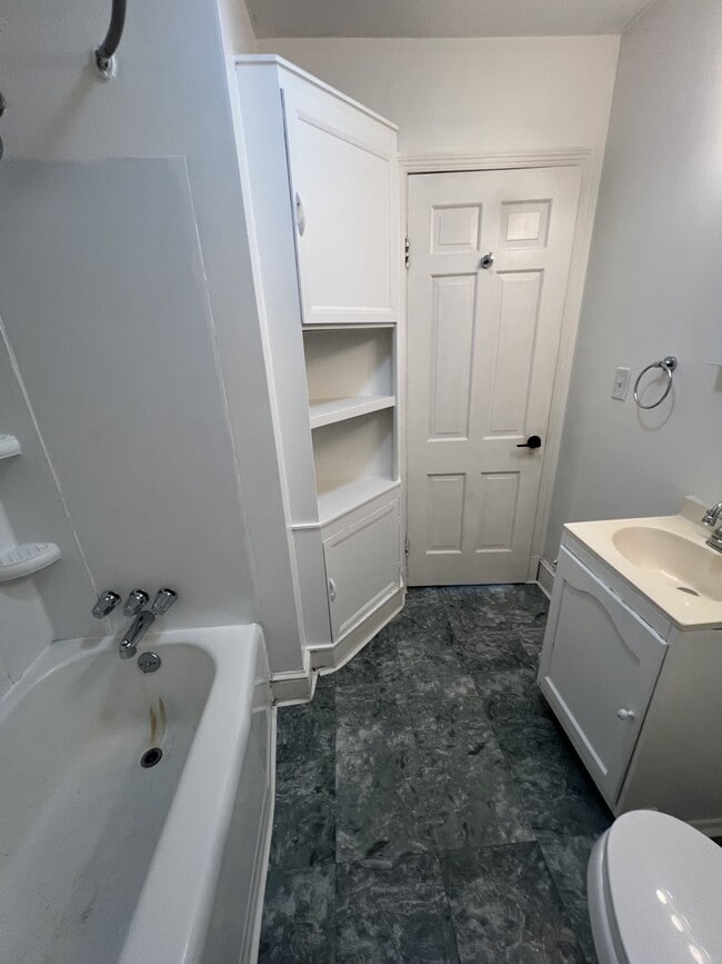 Photo - 215 Richmond Ave