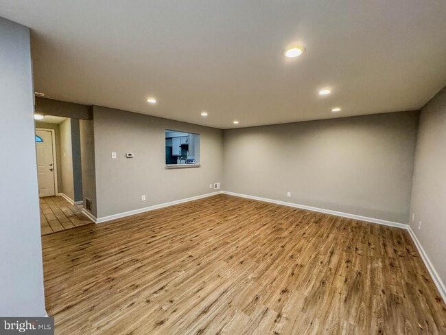 Photo - 117 Villa Knoll Ct