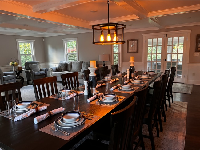 Photo - The Bassett House