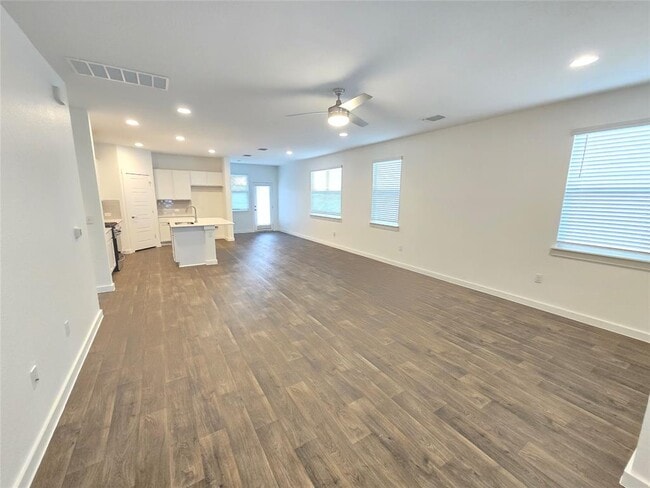 Photo - 13612 Clerk St