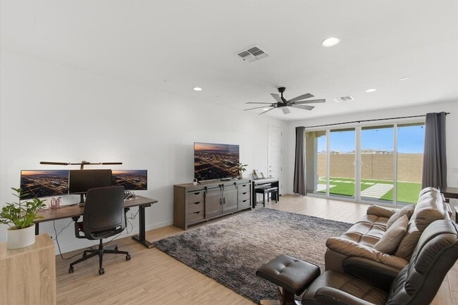 Photo - 5935 S Coyote Canyon