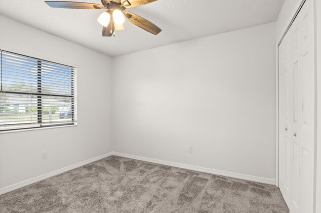 Photo - 801 Young Ave NW